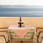 Daire Beachfront Ljubica *