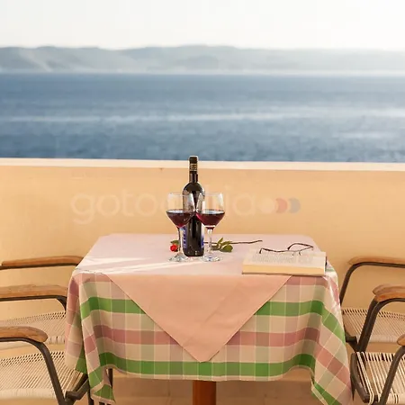 Apartment Beachfront Ljubica *