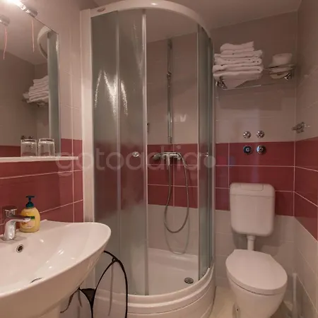 Apartment Beachfront Ljubica