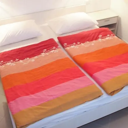 Apartman Beachfront Ljubica