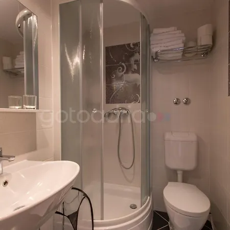 Beachfront Ljubica Apartman Brela